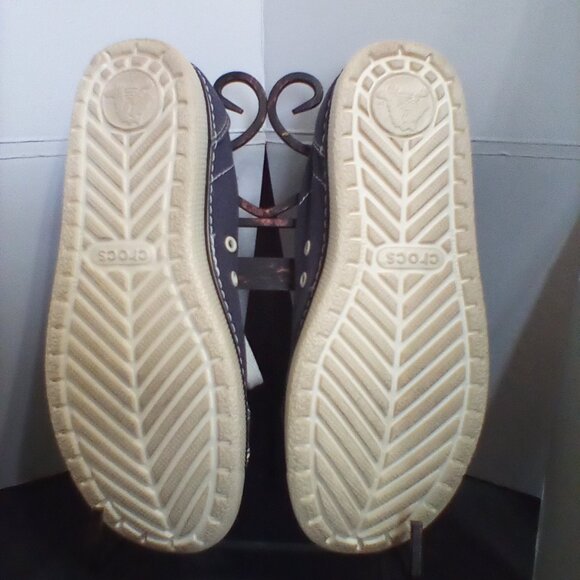 COPY - Crocs - Picture 3 of 4